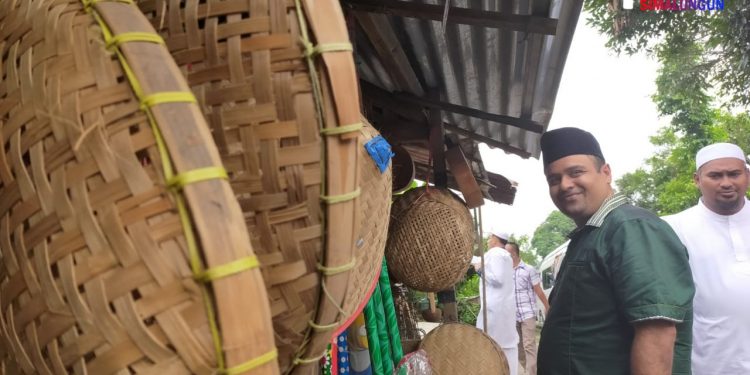 Bang Hasim: Cintailah Produk Warga Simalungun, seperti Topi Caping Ini…