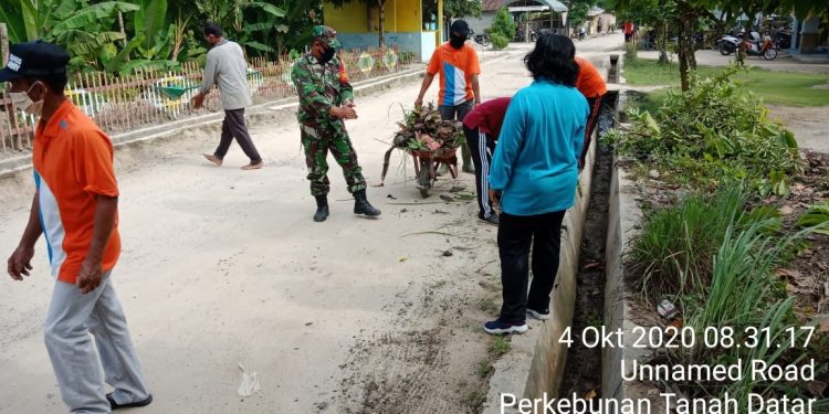 TNI (Kodim 0208/Asahan) Membaur Bersama Rakyat Melalui Kegiatan Bhakti Sosial TNI (Kodim 0208/Asahan) Membaur Bersama Rakyat Melalui Kegiatan Bhakti Sosial