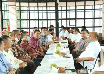 Bupati Taput Diskusi Percepatan Pembangunan Kabupaten Taput dengan Dirut Bank Sumut