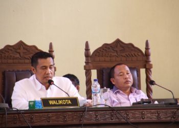 Walikota Siantar Sampaikan Pidato Penutupan Rapat Paripurna DPRD