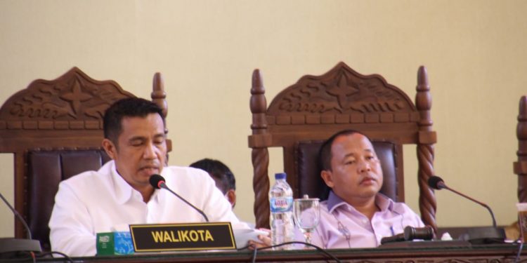 Walikota Siantar Sampaikan Pidato Penutupan Rapat Paripurna DPRD