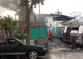 Dibiarkan Bertahun-tahun, Mobil Perpustakaan Pemkab Simalungun Terbakar