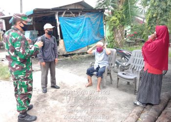 Jajaran Kodim 0208/Asahan Himbau Pemilik Kios Agar Menerapkan Protokol Kesehatan