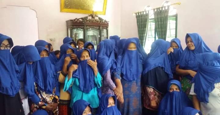 Bapak dan ibu Perwiritan: Hasim -TPS Paling Layak Memimpin Simalungun Bapak dan ibu Perwiritan: Hasim -TPS Paling Layak Memimpin Simalungun