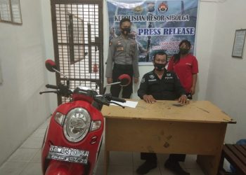 Mama Muda di Sibolga Curi Sepedamotor, Tertangkap saat Hendak Temui Suami