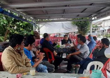 Humas PT.TPL Silaturahmi Dengan Wartawan Taput saat Hari Pers Nasional