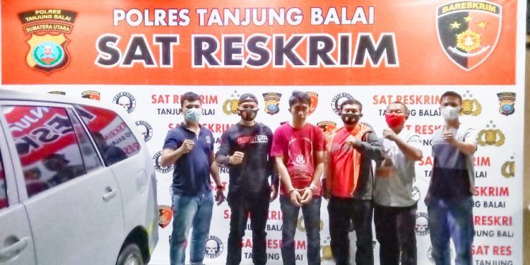Dedi Syahputra Siregar, Karyawan BUMN Curi Mobil Innova, lalu Dibawa ke Sidimpuan Dedi Syahputra Siregar, Karyawan BUMN Curi Mobil Innova, lalu Dibawa ke Sidimpuan
