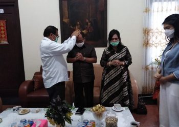 Asner Silalahi Bersilaturahmi di Keuskupan Agung Medan, Uskup : Jadilah Pemimpin yang Baik