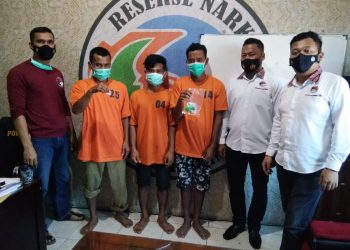 Sat Narkoba Polres Labuhanbatu Diserang saat Grebek Dusun Sukatani Leidong, Tiga Tersangka Diciduk