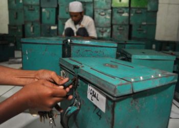  Nekat Congkel Kotak Infaq Buat Beli Sabu, Pria Ini Nyaris Tewas Dipermak Warga…