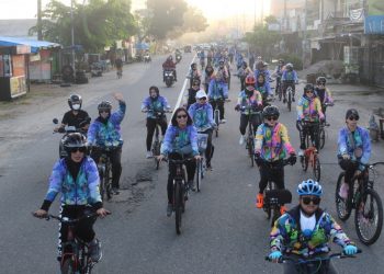 Bhayangkari dan Polwan Polres Labuhanbatu Gowes Bareng