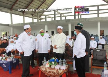 Hasim Ramah dan Akrab dengan Cawabup Lainnya di Pelantikan PD IPHI Simalungun