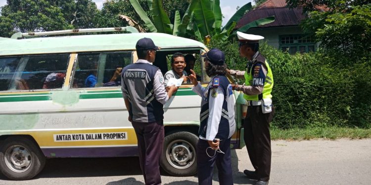Sat Lantas Bersama Dishub Samosir Gelar Turjawali di Simanindo Sat Lantas Bersama Dishub Samosir Gelar Turjawali di Simanindo