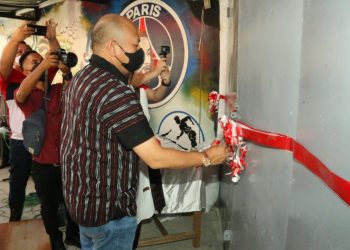 Bupati Taput Resmikan Gedung Olahraga Maverick Futsal di Desa Hapoltahan