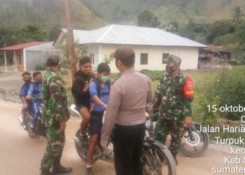 TNI Polri Bersinergi Tegakkan Disiplin Prtokol Kesehatan di Jalan Lintas Harian
