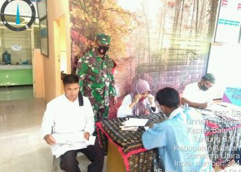 Bantu Penyerahan BLTDD Kepada Masyarakat Oleh Kodim 0208/Asahan Melalui Koramil 08/Pulau Buaya