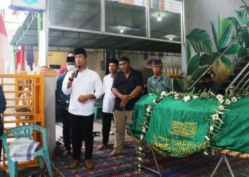 Melayat Almarhum Ketua BKM Masjid Raya, Walikota Siantar Kenang Pertemuan Terakhir