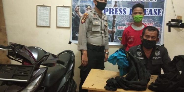 Belum Sebulan Bekerja, Gelapkan Uang Toke Rp15 Juta dan Sepedamotor Belum Sebulan Bekerja, Gelapkan Uang Toke Rp15 Juta dan Sepedamotor