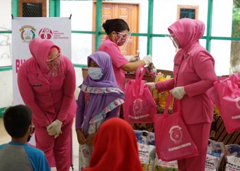 Memperingati HKGB ke-68, Bhayangkari Cabang Simalungun Berikan Bantuan Sosial ke Panti Asuhan