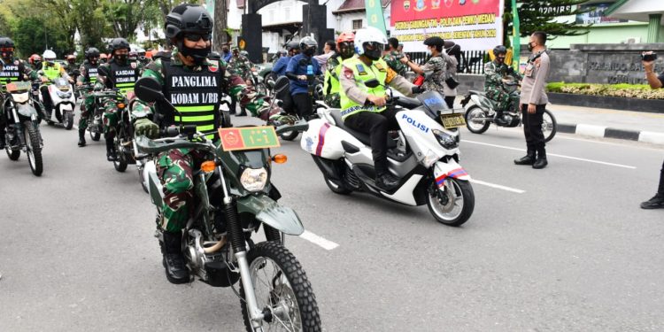 Amankan Pilkada 2020 Sumut, Pangdam dan Kapolda Pimpin Patroli Skala Besar Amankan Pilkada 2020 Sumut, Pangdam dan Kapolda Pimpin Patroli Skala Besar
