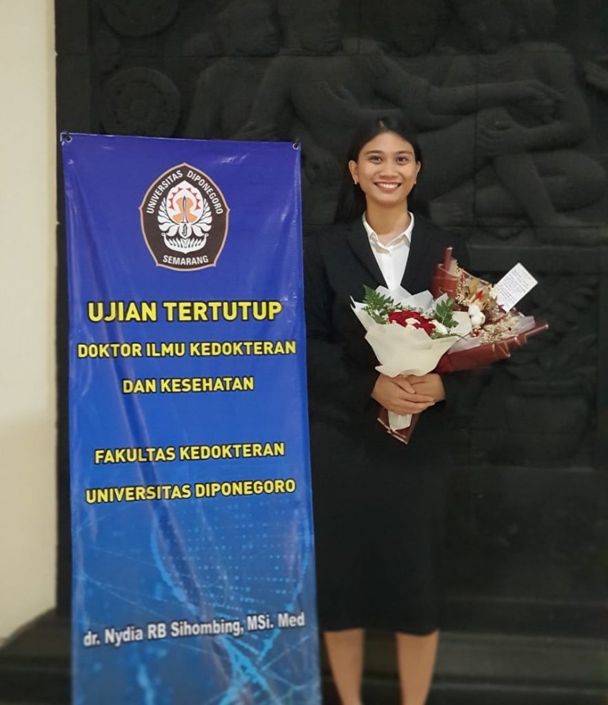 Nydia boru Sihombing, Doktor Termuda Pertama Fakultas Kedokteran Universitas Diponegoro Nydia boru Sihombing, Doktor Termuda Pertama Fakultas Kedokteran Universitas Diponegoro