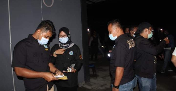 Polres Labuhanbatu Gabung BNNK Grebek Hans Station amankan 7 Orang Karyawan