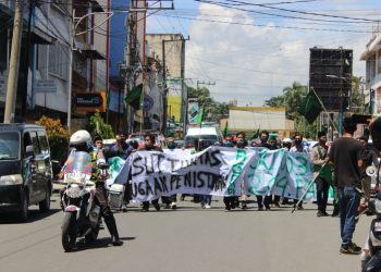 HMI Siantar Simalungun Aksi Menuntut Ronald Saragih Diberhentikan dari Direktur RSUD Djasamen