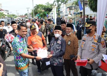 Kapolres Asahan Bersama Forkopimda Pencanangan Gerakan Pembagian 10 Juta Bendera Merah Putih ke Masyarakat
