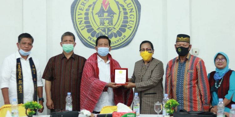 Hiou Disematkan, USI Siap Berikan Saran dan Masukan Buat RHS Hiou Disematkan, USI Siap Berikan Saran dan Masukan Buat RHS