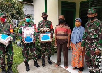 Danramil 08/Pulau Buaya Rayakan HUT TNI ke 75 Dengan Berbagi Sembako