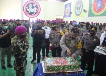 Dan Yon Infanteri 8 Marinir Dapat Surprise dari Kapolres Langkat di Hut ke -75 TNI