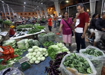 Siapkan Buka Puasa Bersama Djarot, Sihar Belanja Sayur ke Pasaraya MMTC