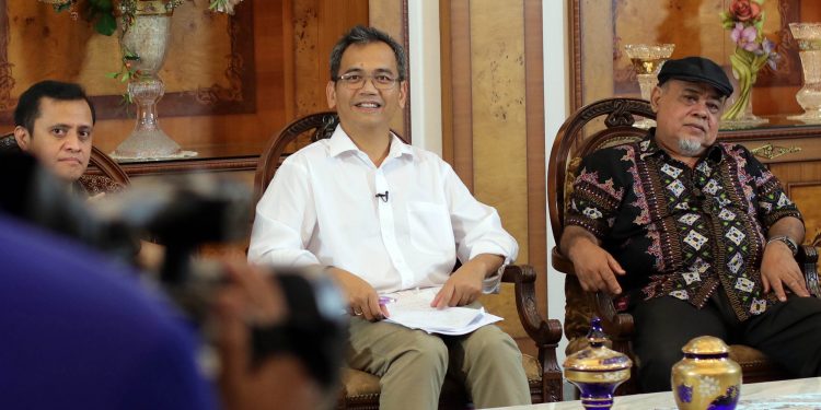Sihar Janji Benahi Lingkungan dengan Pemanfaatan dan Pengendalian Ruang Sihar Janji Benahi Lingkungan dengan Pemanfaatan dan Pengendalian Ruang