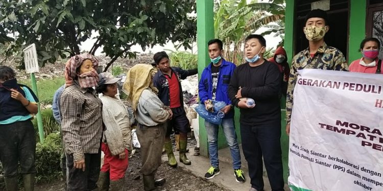 Mora Snack Siantar bersama Tempat Kita Peduli dan Pemuda Peduli Siantar Gelar Aksi Sosial