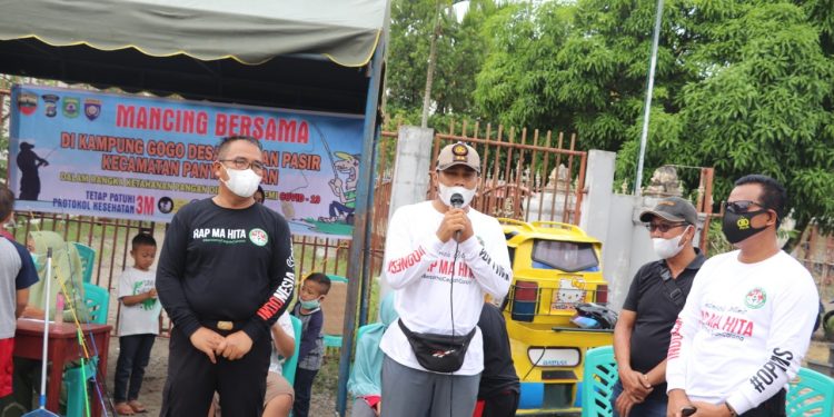 Kapolres Madina Mancing Bersama Warga di Kolam Ketahanan Pangan Kampung Tangguh Gunung Tua Kapolres Madina Mancing Bersama Warga di Kolam Ketahanan Pangan Kampung Tangguh Gunung Tua