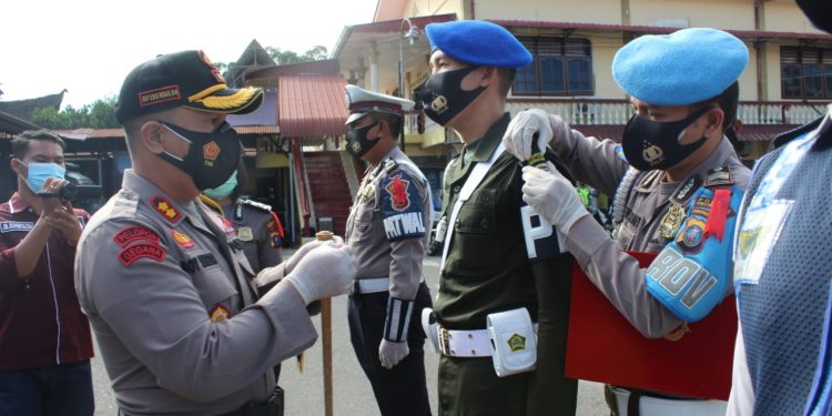 Sambut Natal dan Tahun Baru, Polres Pematangsiantar Gelar Apel Operasi Lilin Toba 2020 Sambut Natal dan Tahun Baru, Polres Pematangsiantar Gelar Apel Operasi Lilin Toba 2020