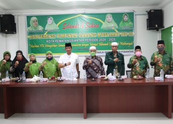 Di Pembukaan Konfercab Muslimat NU Siantar, Hefriansyah Ingatkan Jangan Lupakan Jasa Ulama