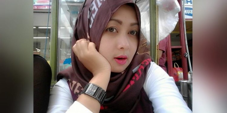 Ini Foto dan Video Siska Icun Sulastri, Tante Cantik Berakhir Di Tangan Gigolonya