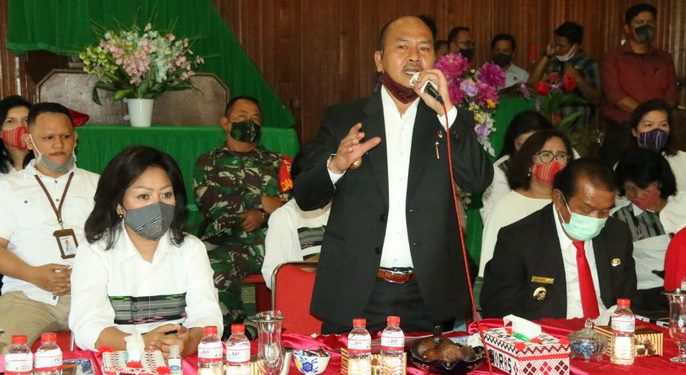 Bupati Taput Harapkan 829 KK Penerima Kartu Keluarga Sejahtera Semakin Mandiri