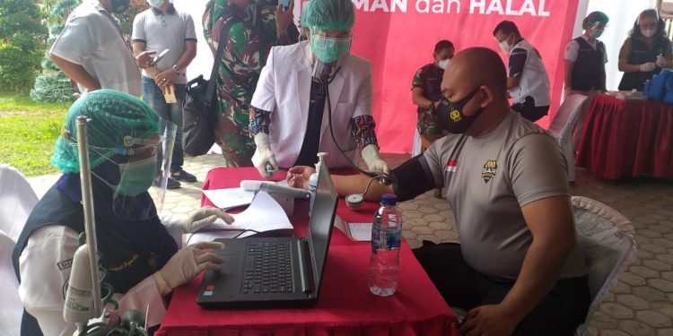 Kapolres Simalungun Jalani Penyuntikan Vaksin Covid-19 Dosis Kedua