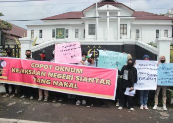 Pemuda Anti Korupsi (PAK) Siantar Minta Jaksa Nakal Dicopot