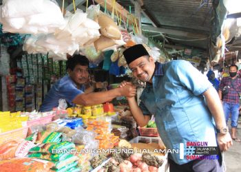 Kunjungi Pekan Tanah Jawa, Hasim Programkan Pengembangan Pasar di Kecamatan