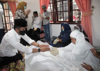 Walikota Siantar Melayat Putra Ketua Partuha Maujana Simalungun