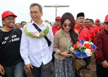 Tiba di Teluk Dalam, Sihar Disambut Tarian Fogaele