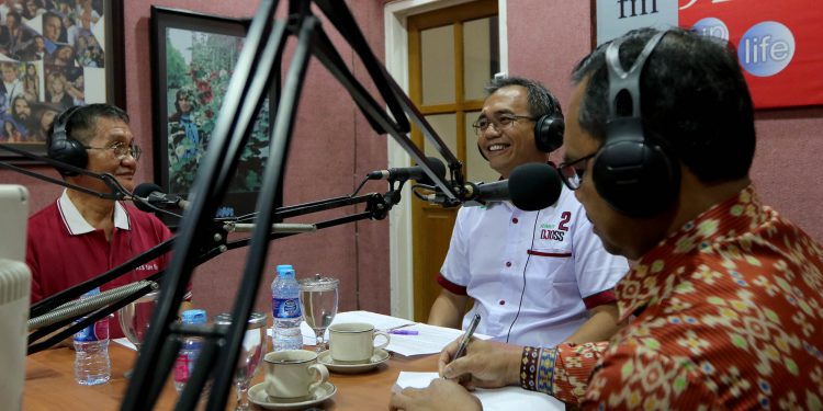Sihar Siapkan Waktu Diskusi Seharian Bersama Masyarakat Sihar Siapkan Waktu Diskusi Seharian Bersama Masyarakat