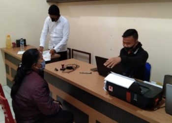 Terjebak dalam Pusaran Judi, Santy Panjaitan Diringkus Polisi