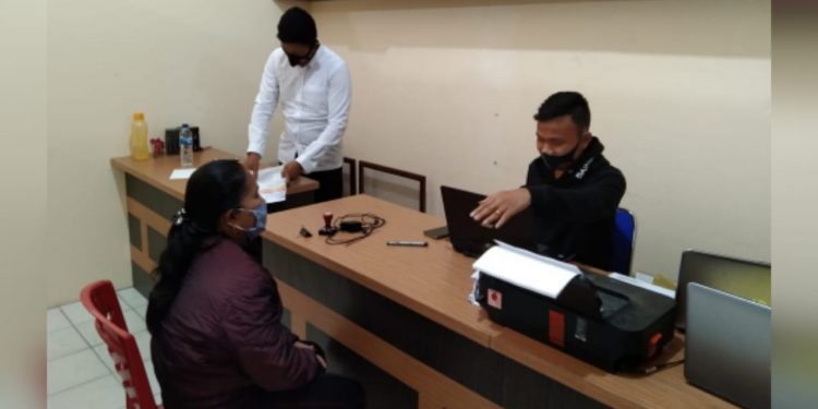 Terjebak dalam Pusaran Judi, Santy Panjaitan Diringkus Polisi Terjebak dalam Pusaran Judi, Santy Panjaitan Diringkus Polisi