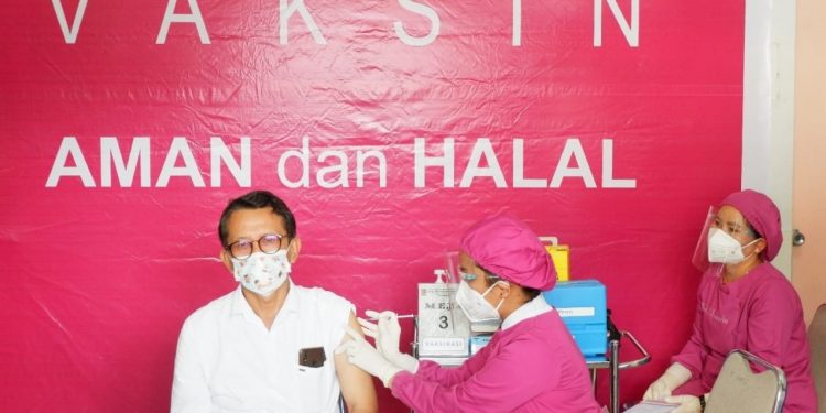 Rektor Nommensen Bersyukur Divaksin Sinovac yang Aman dan Halal