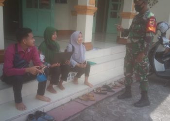 Bersama Pengurus Masjid Personel Kodim 0208/Asahan Jaga Pos Pam Masjid Raya Kisaran