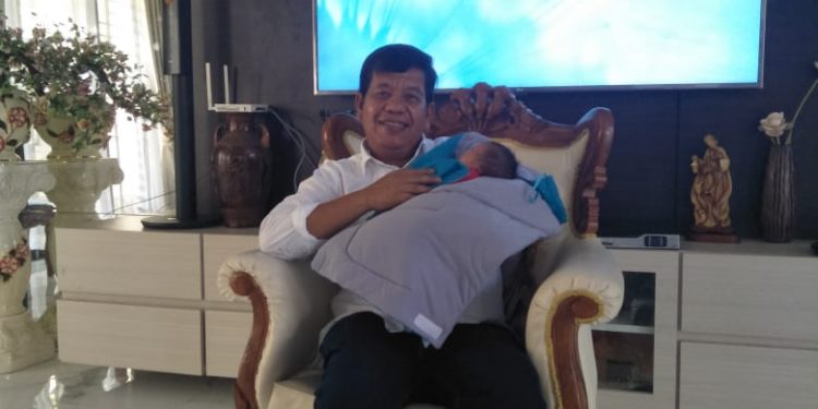 Mendapat Berkat Kelahiran Cucu Pertama, RHS: “Kekuatan Saya Semakin Bertambah”